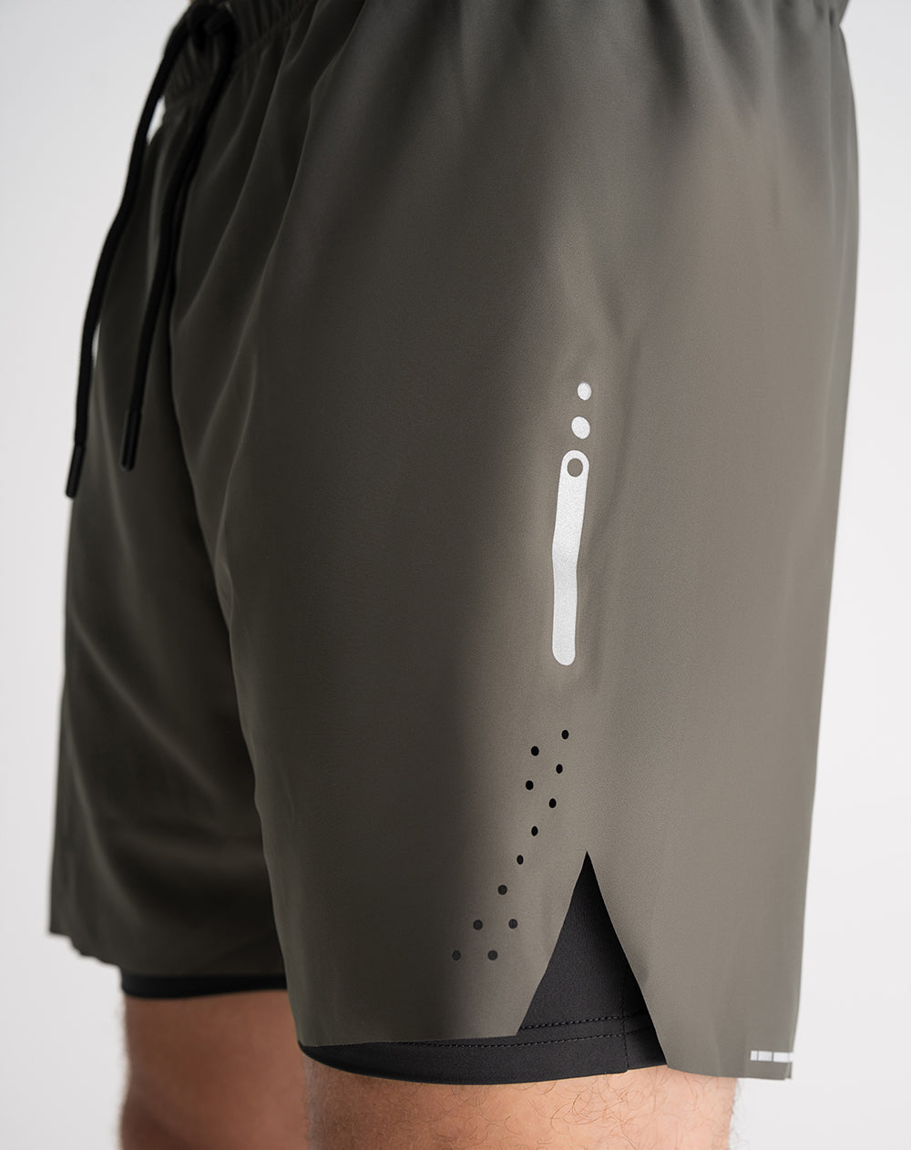 Pantaloneta deportiva ciclista interno negra verde hombre