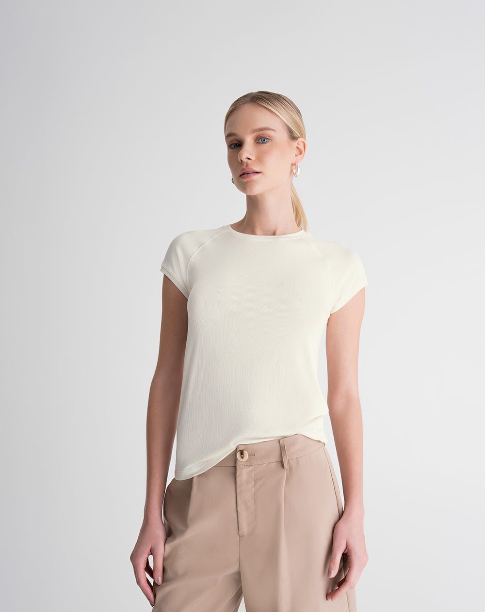 Camiseta semi ajustada tacto suave vainilla mujer