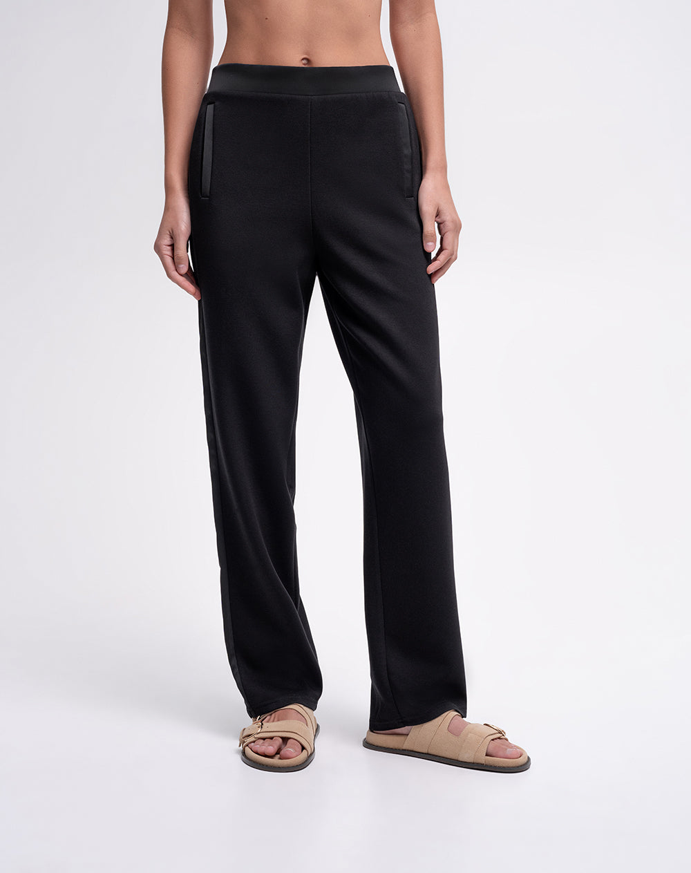 Pantalón confort tiro medio tacto suave negro mujer