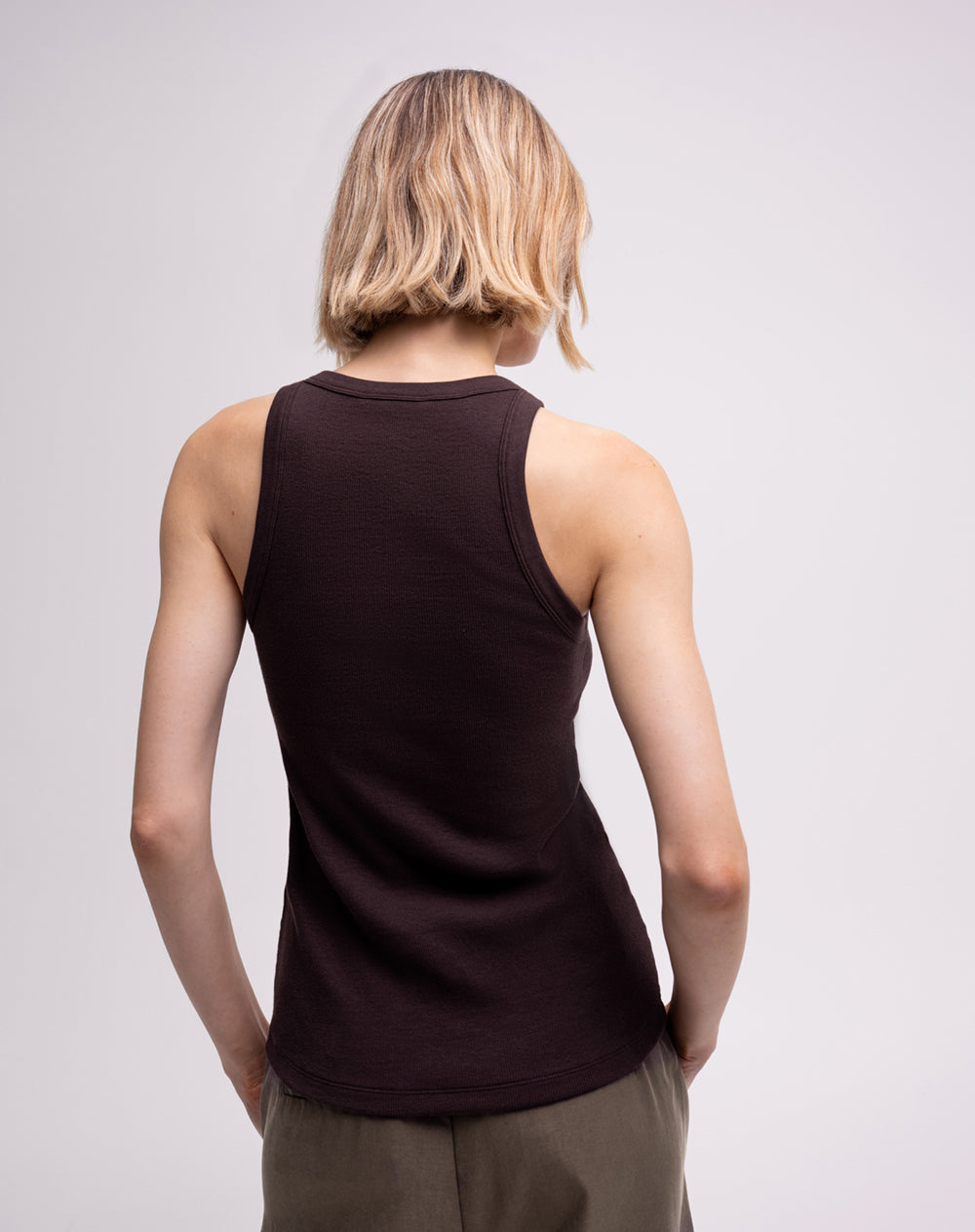 Camiseta esqueleto regular rib algodón vinotinto mujer
