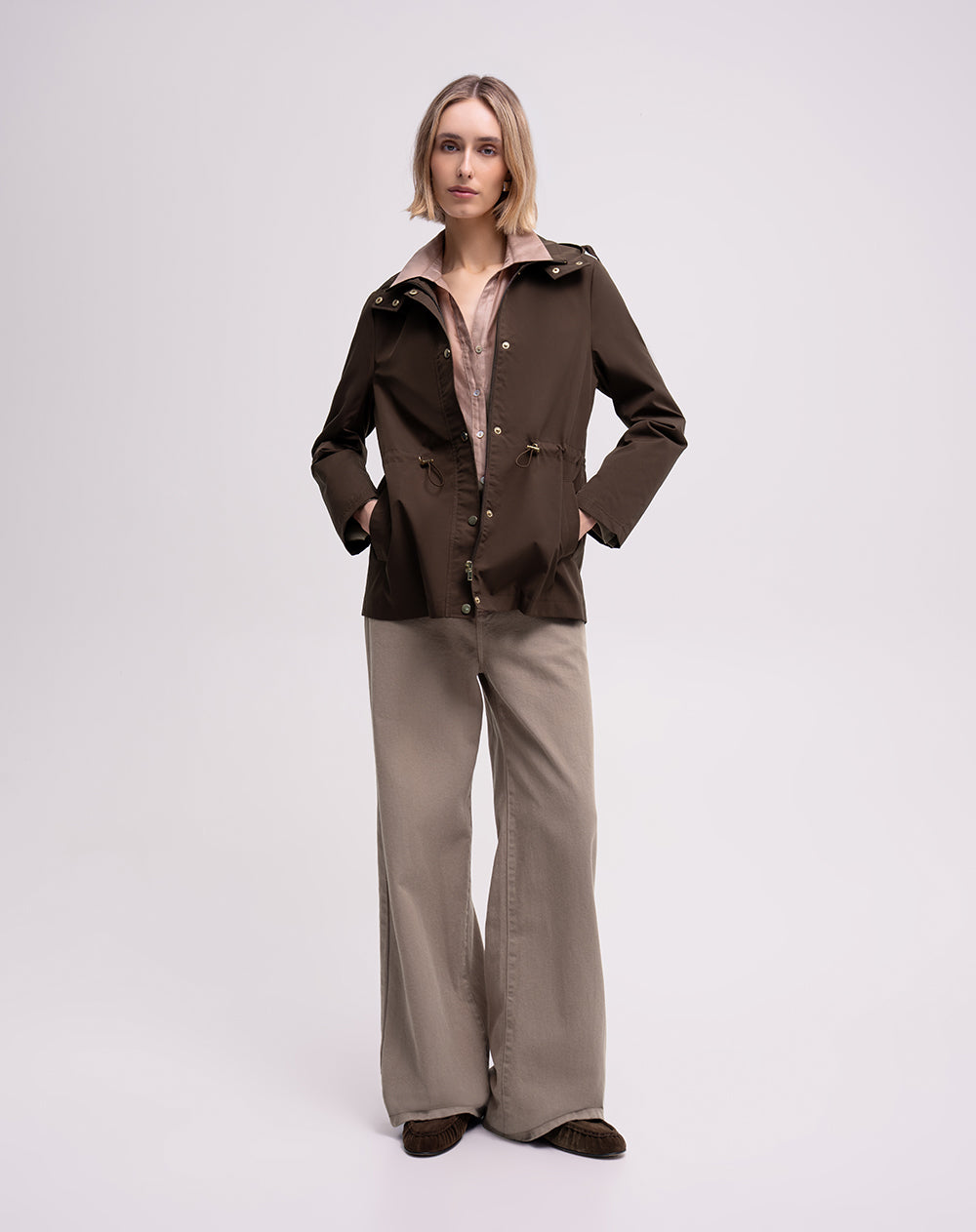 Chaqueta parka regular capucha removible café mujer