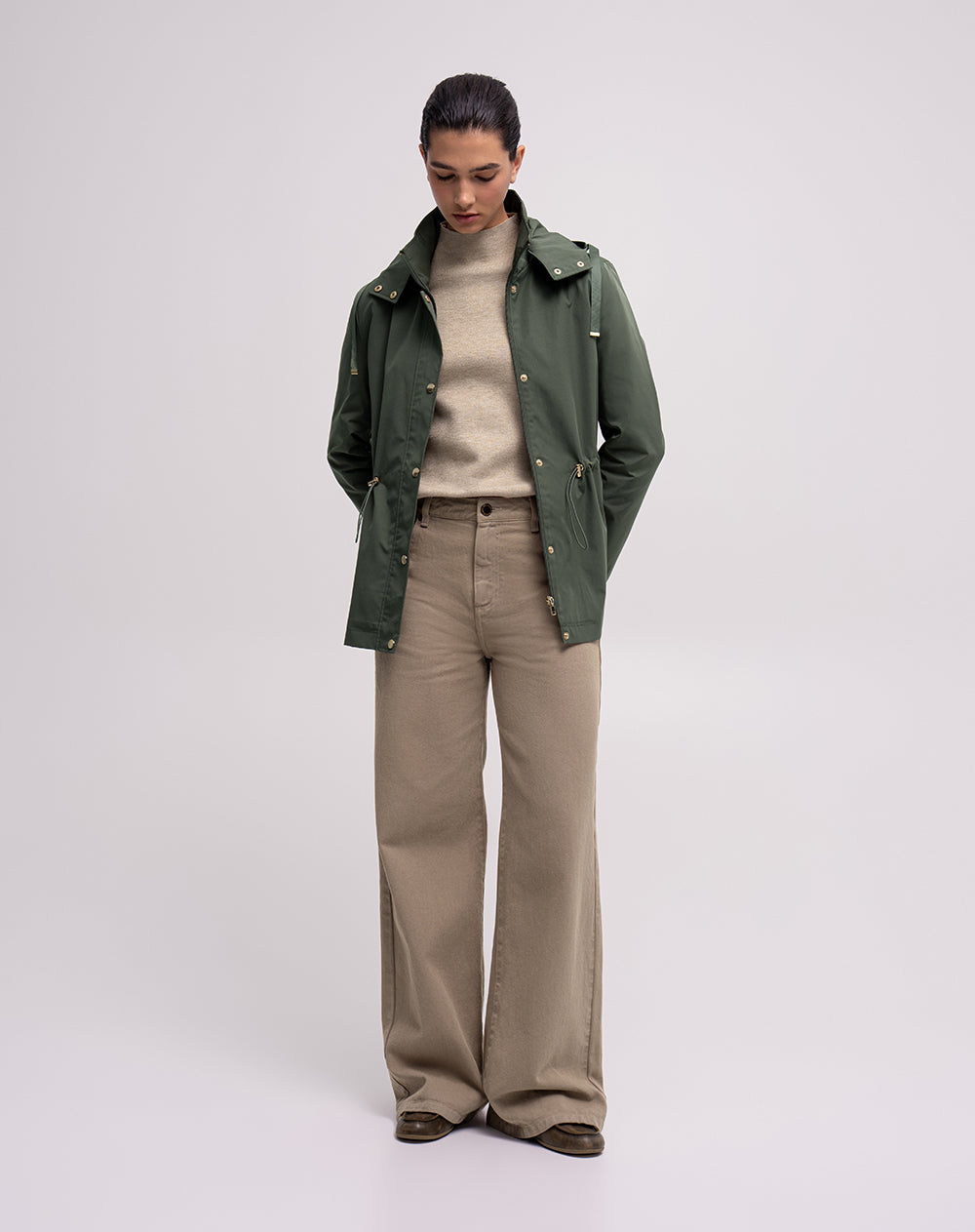 Chaqueta parka regular capucha removible verde mujer