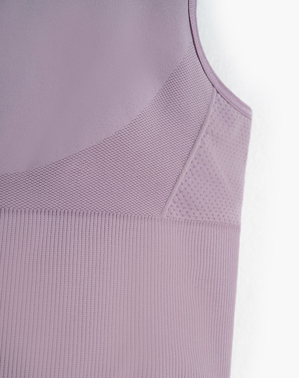 Top deportivo soporte alto seamless antibacterial morado