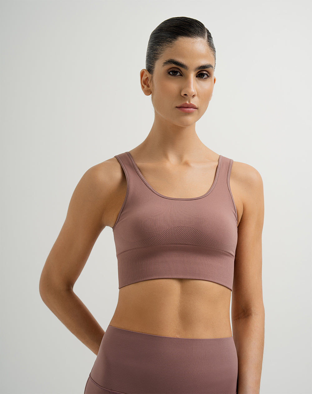 Top deportivo soporte alto seamless sin costura palo de rosa