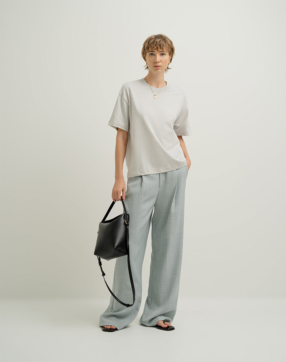 Camiseta oversize algodón sostenible gris claro mujer