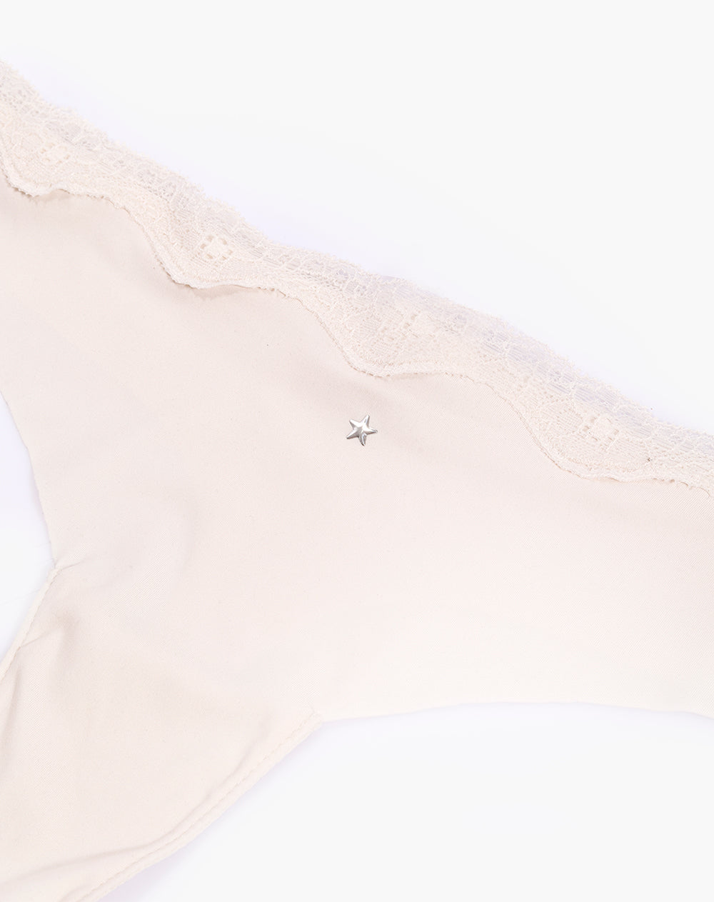 Panty bikini en punto tiro medio vainilla