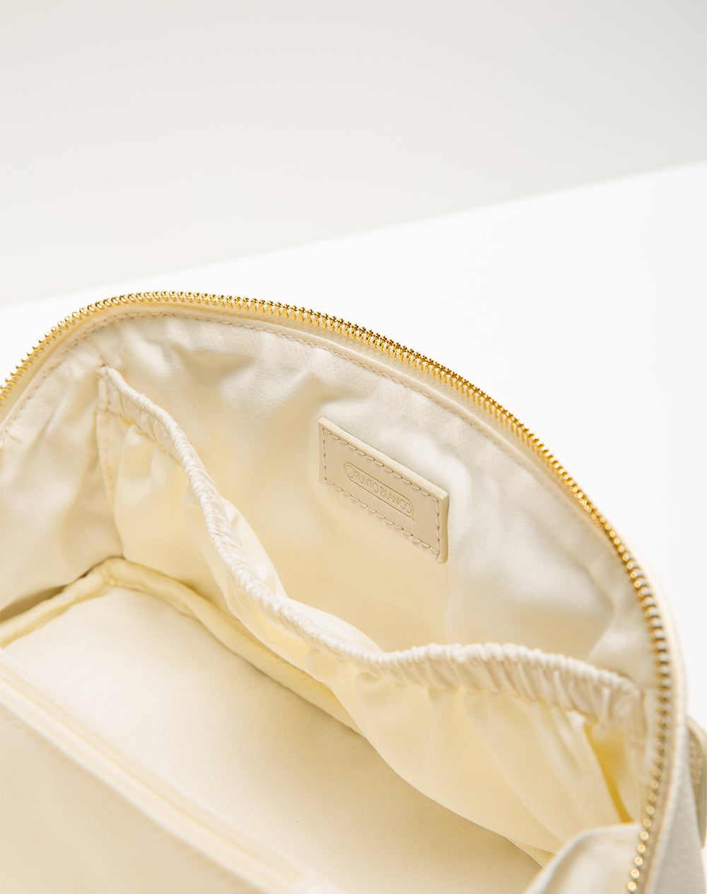 Estuche crudo