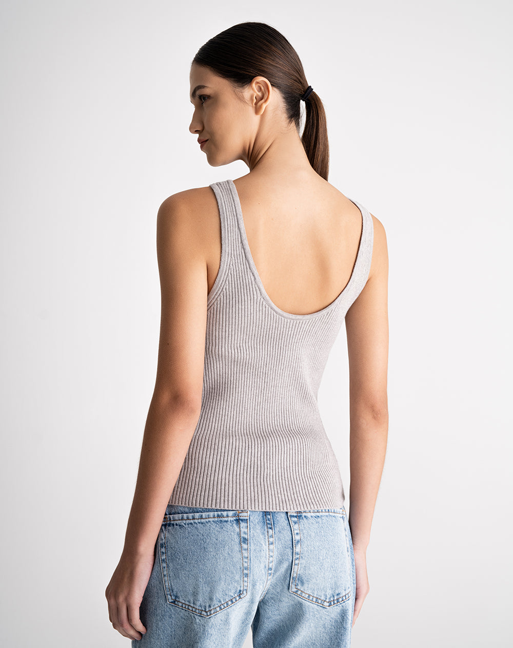 Camiseta esquelero ajustada tejido de punto gris mujer
