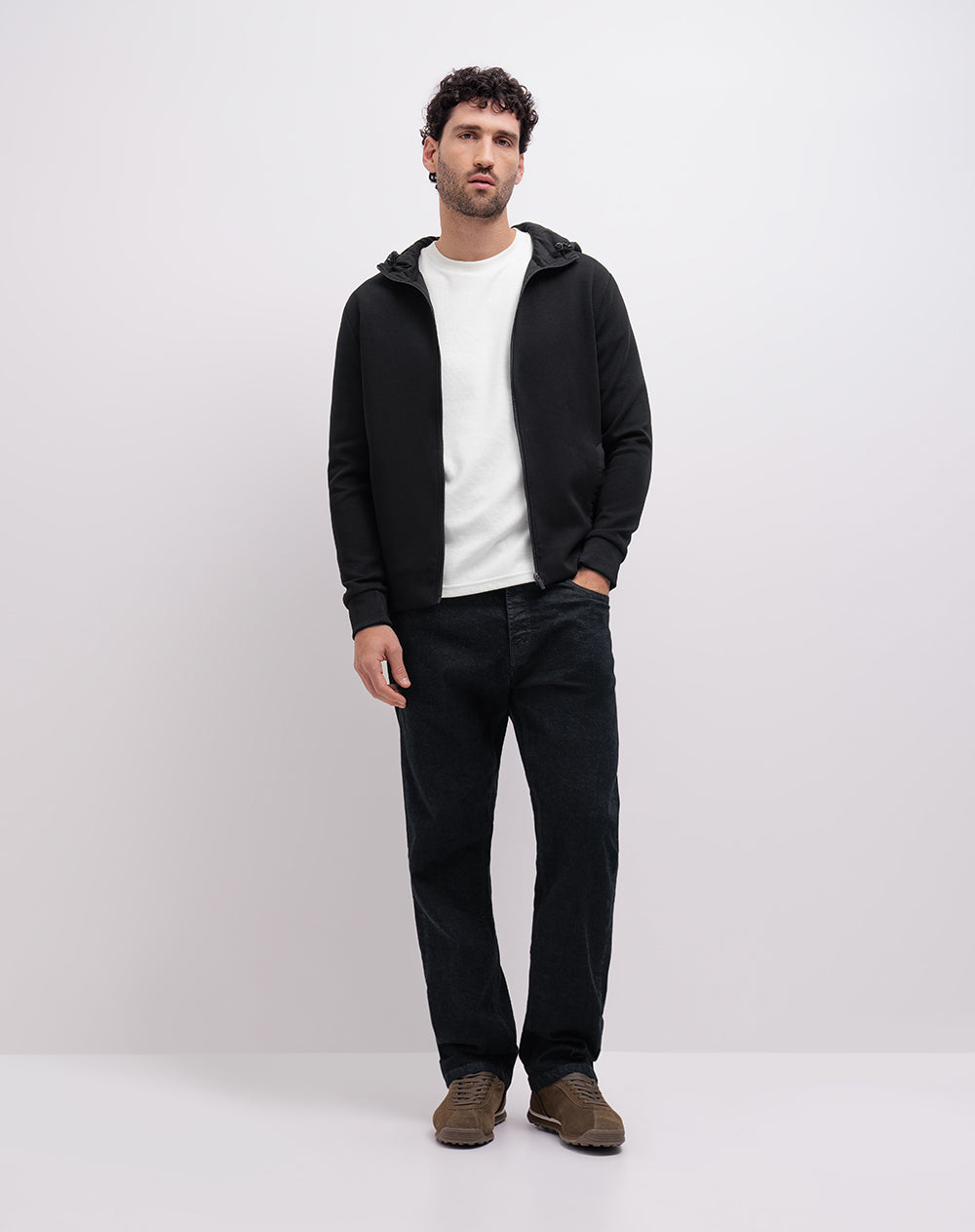 Buzo confort con capucha negra hombre