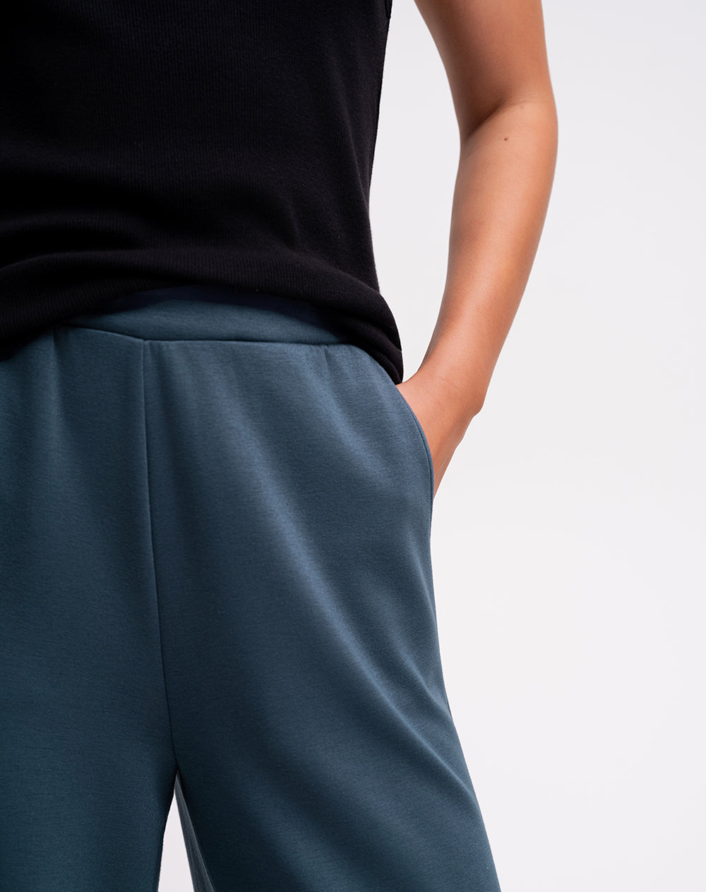 Pantalón confort tiro alto tacto suave azul mujer