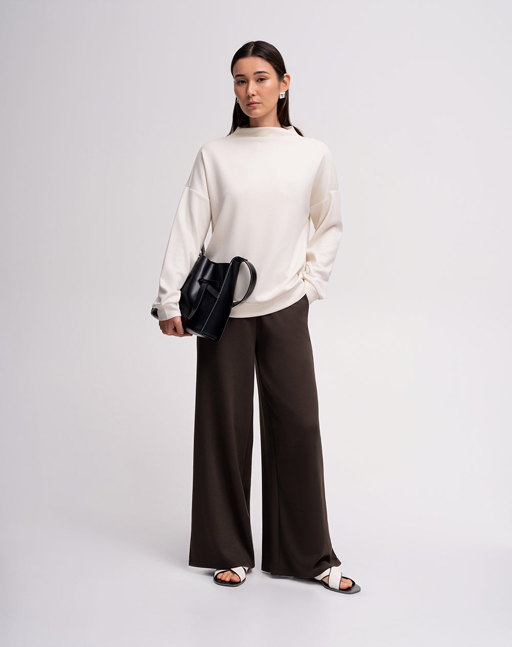 Pantalón confort tiro alto tacto suave chocolate mujer