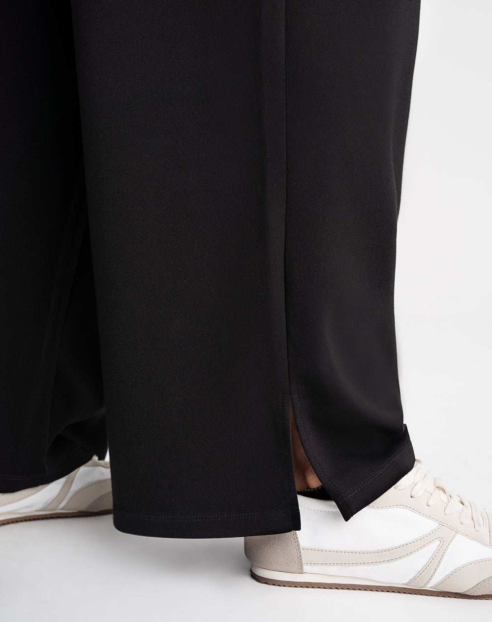 Pantalón recto tiro alto elástico en cintura negro mujer