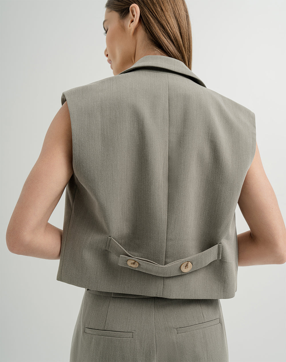 Chaleco crop regular fit sin capucha verde