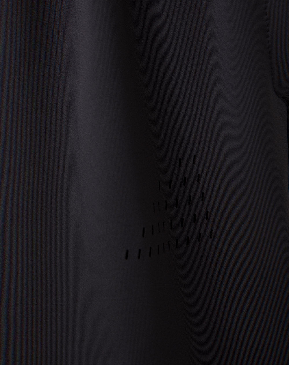 Pantaloneta deportiva control humedad negra para hombre