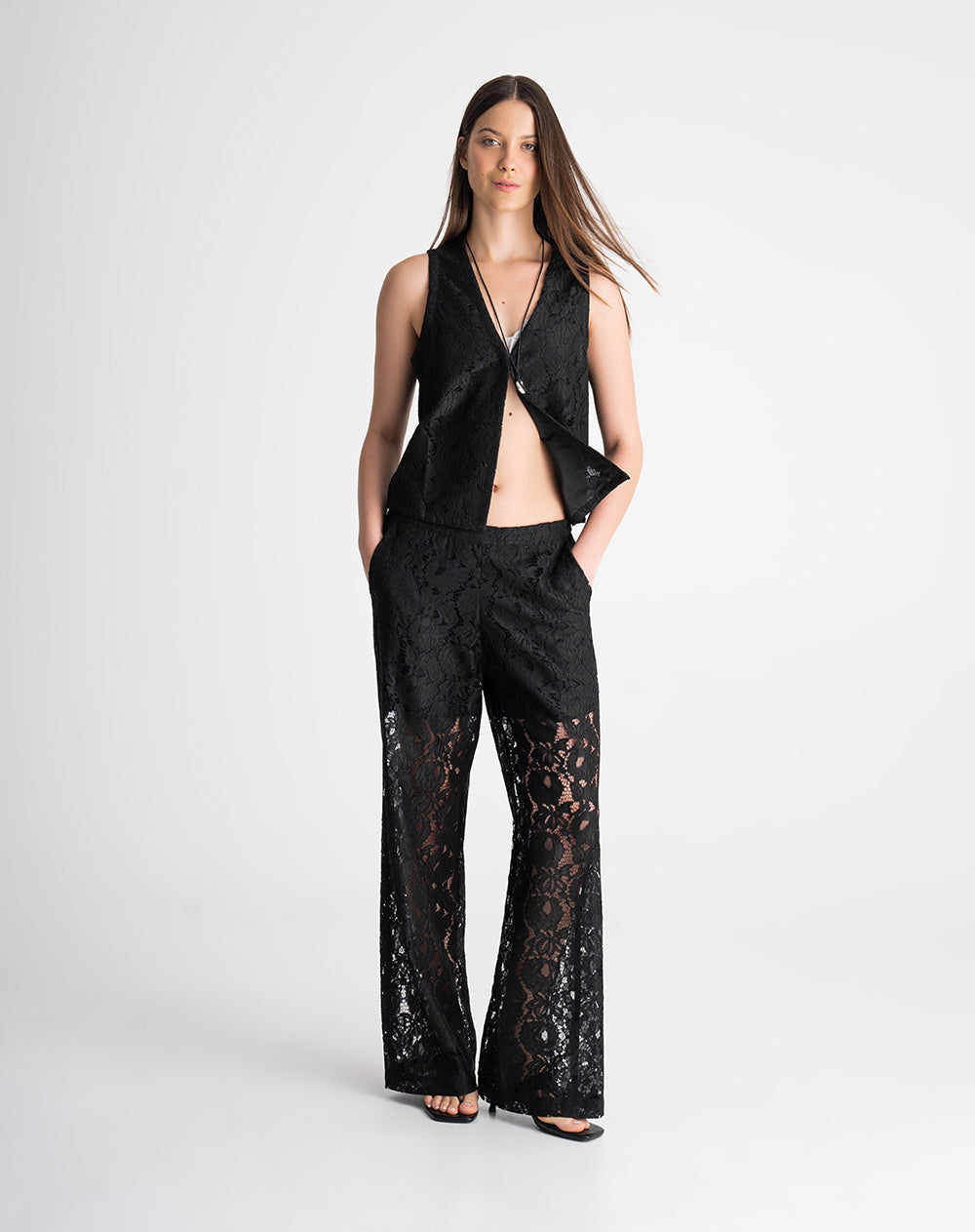 Chaleco regular encaje negro mujer