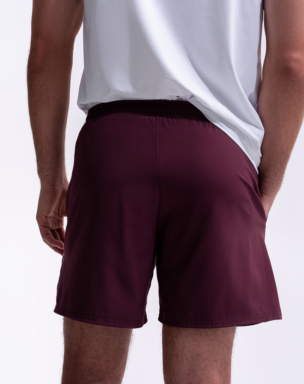 Pantaloneta deportiva malla interna vino tinto hombre