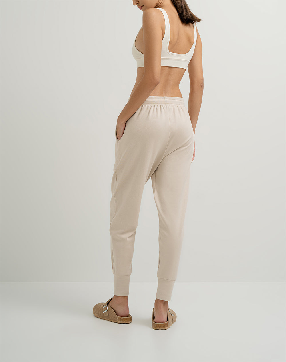 Pantalón en algodón sostenible tiro alto caqui para mujer