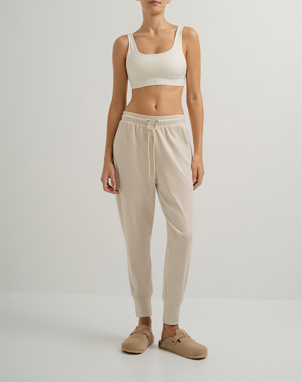 Pantalón en algodón sostenible tiro alto caqui para mujer