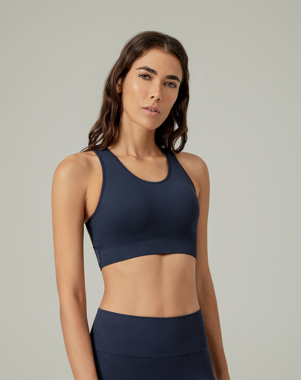 Top deportivo soporte alto seamless sin costura azul