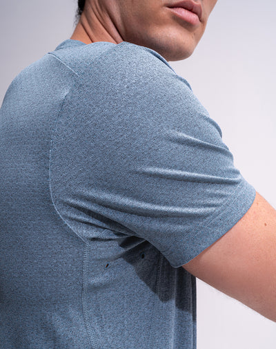 Camiseta deportiva control humedad azul hombre