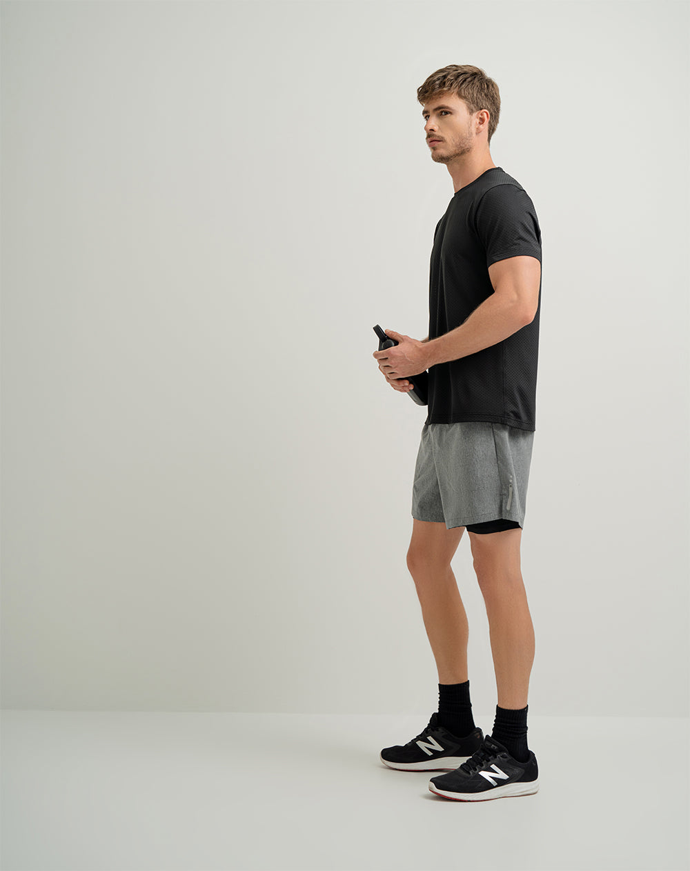 Camiseta deportiva  hombre control humedad negra
