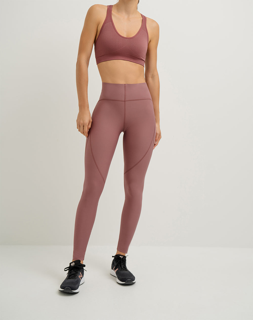 Legging deportivo control abdomen vino tinto para mujer