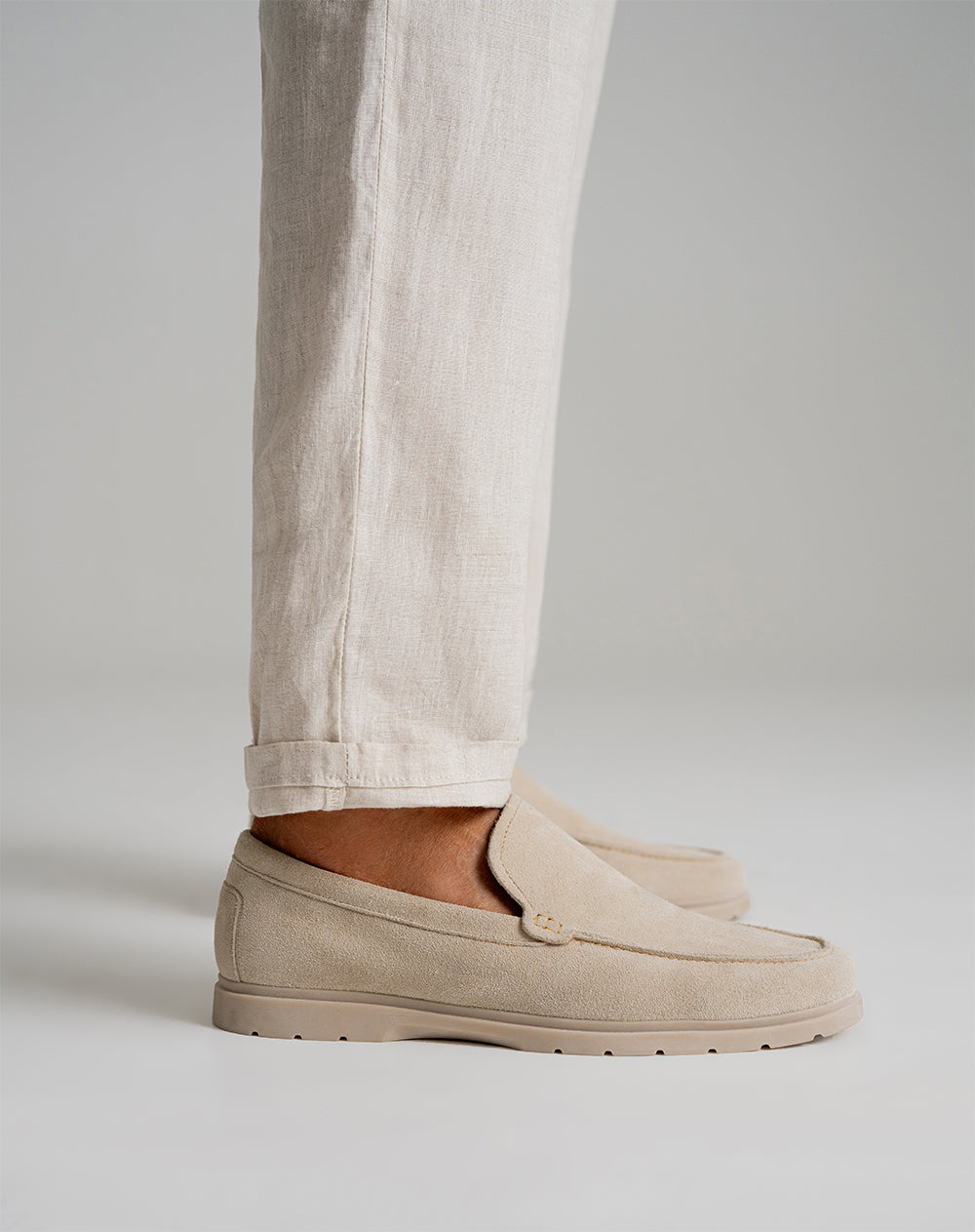 Zapatos loafer en cuero beige