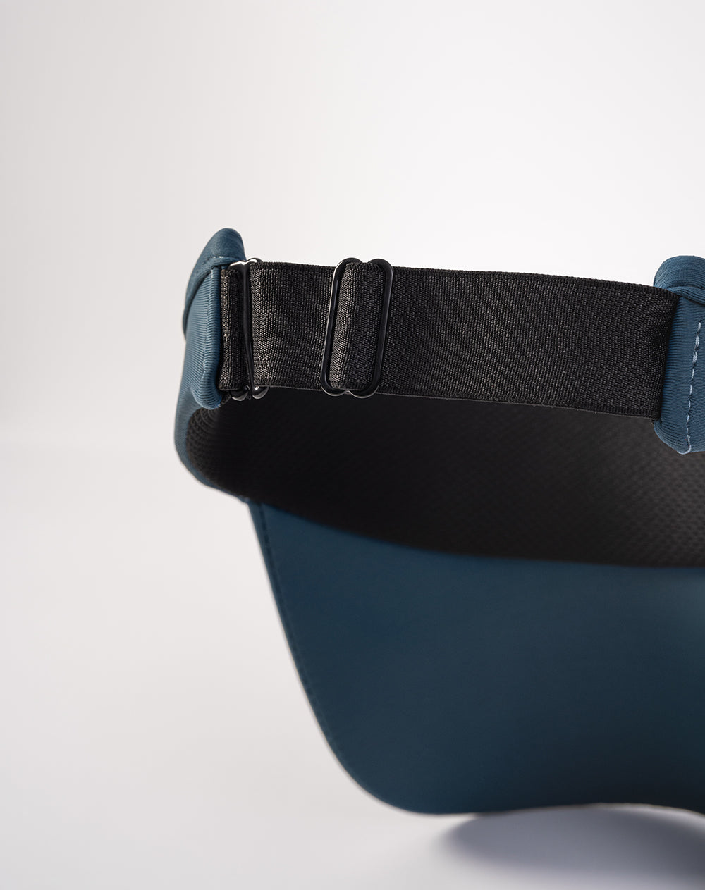 Visera deportiva azul unisex