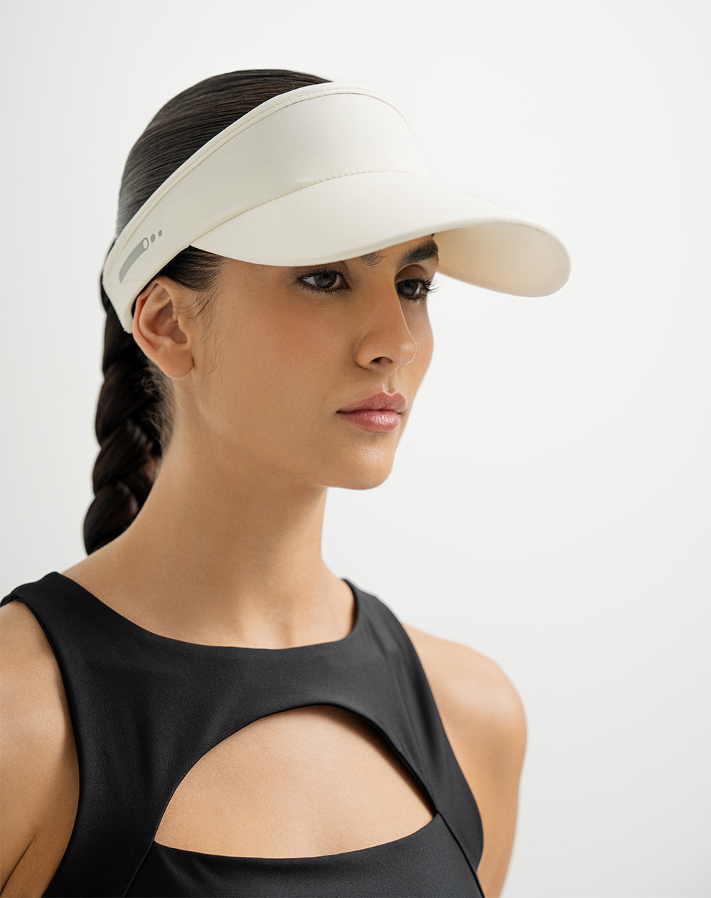 Visera con correa ajustable cruda