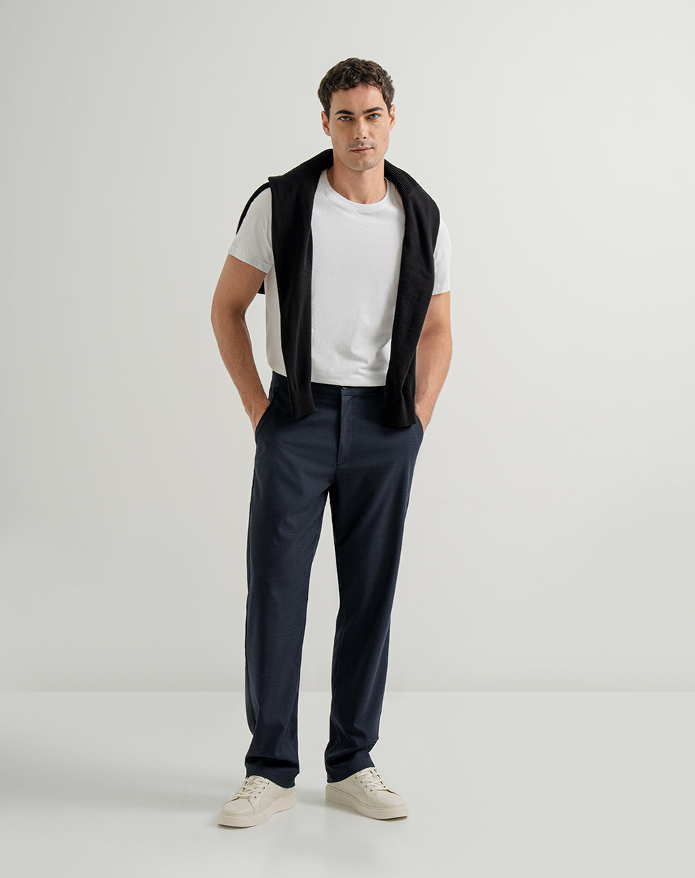 Pantalón regular fit tiro medio azul cuadros