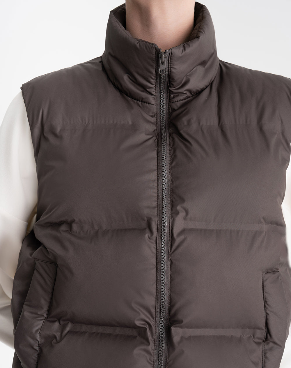 Chaleco bomber sin capucha café mujer