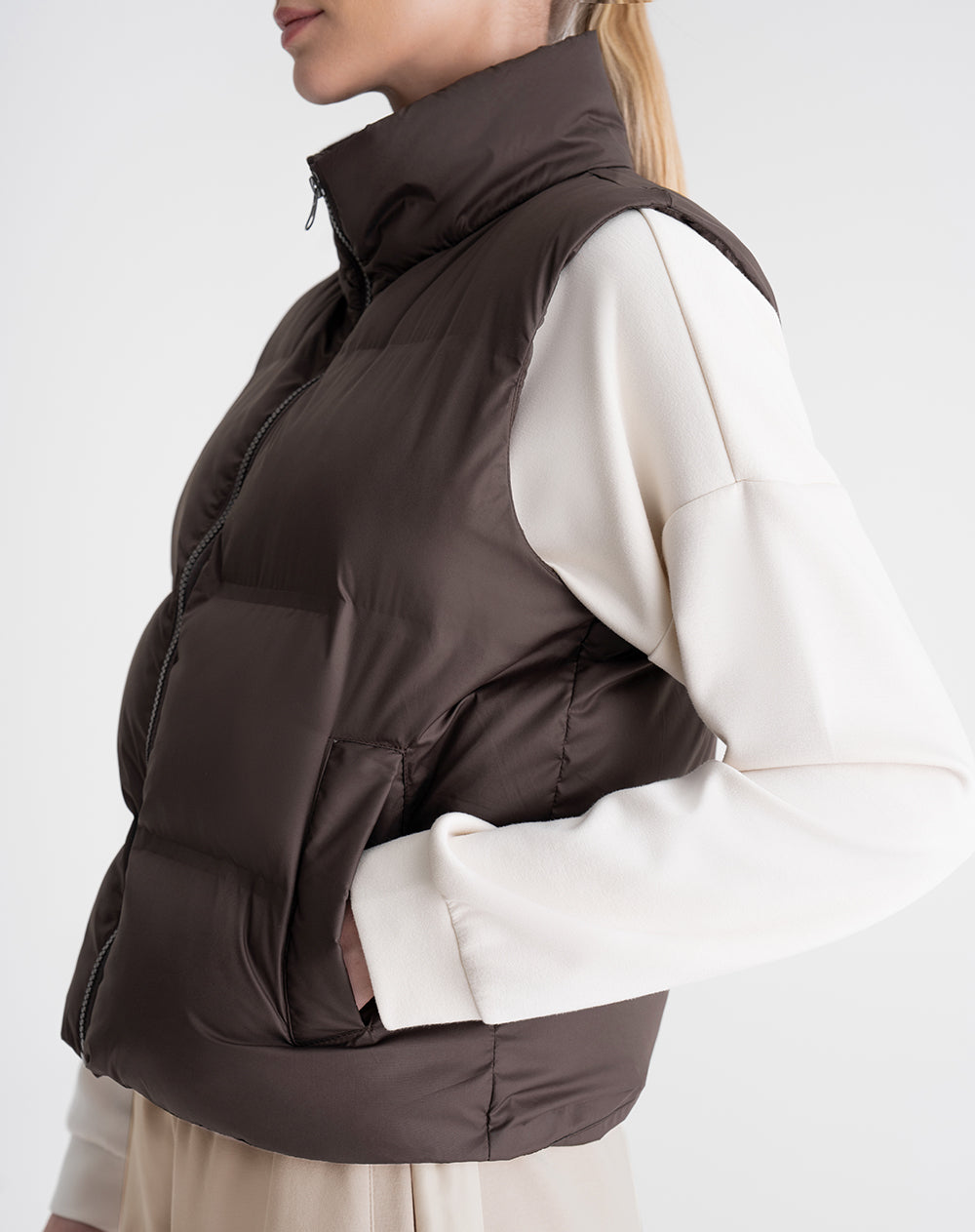 Chaleco bomber sin capucha café mujer
