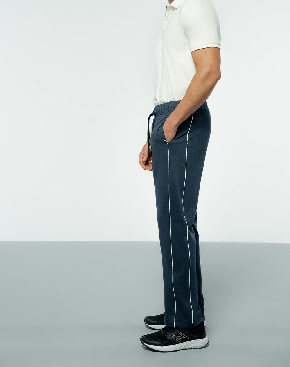 Pantalón algodón sostenible holgado azul oscuro para hombre