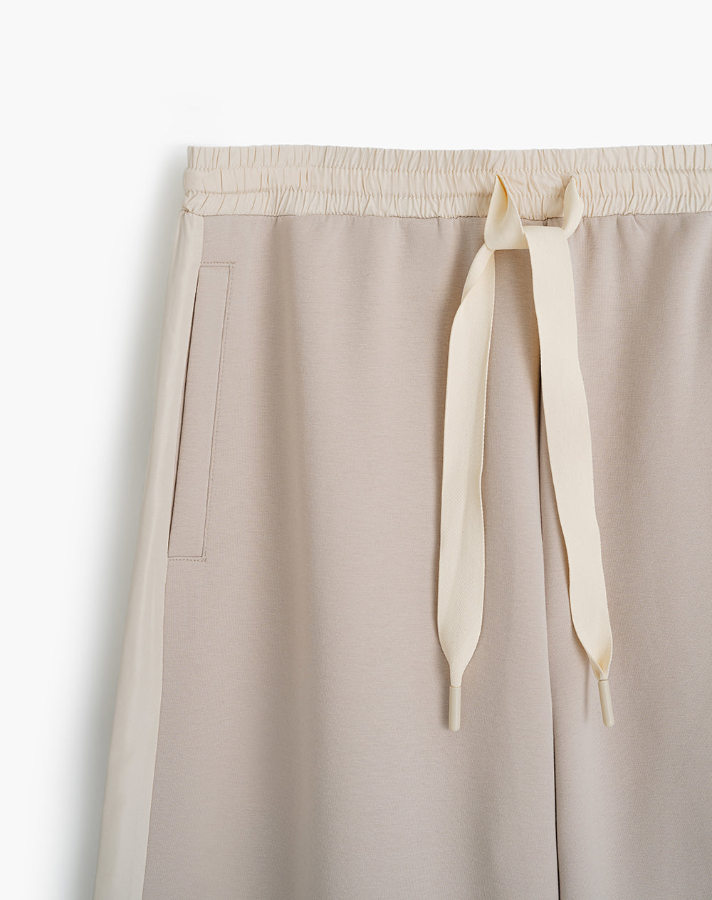 Pantalón relaxed fit tiro alto khaki