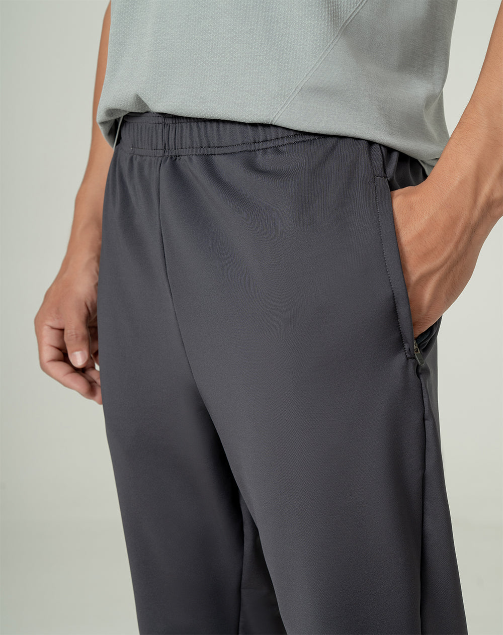 Jogger regular fit tiro medio gris