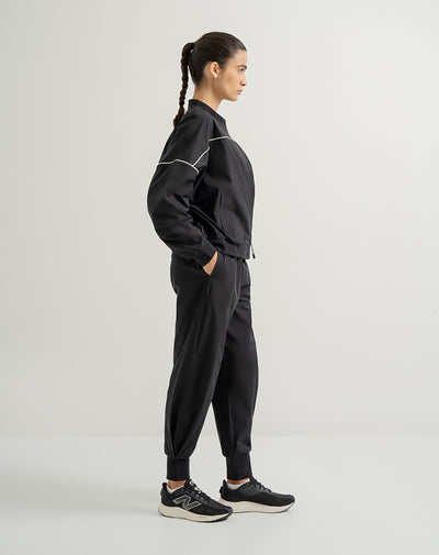 Pantalón regular fit tiro alto negro