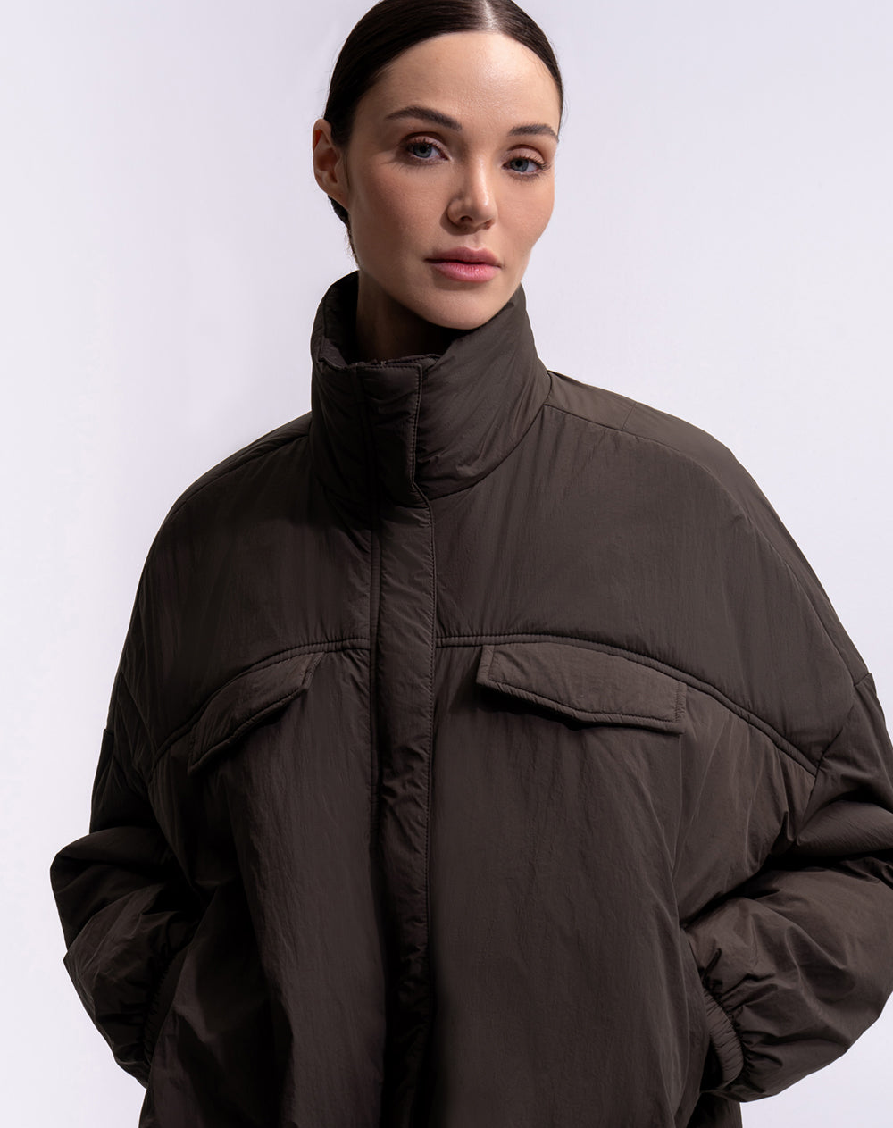 Chaqueta oversized fit sin capucha café
