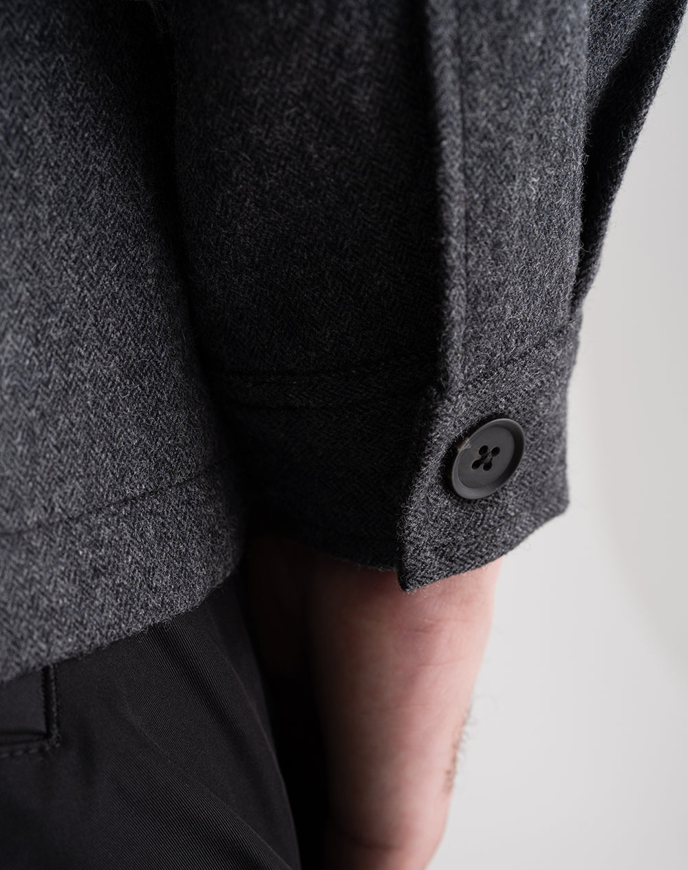Chaqueta regular sin capucha gris hombre