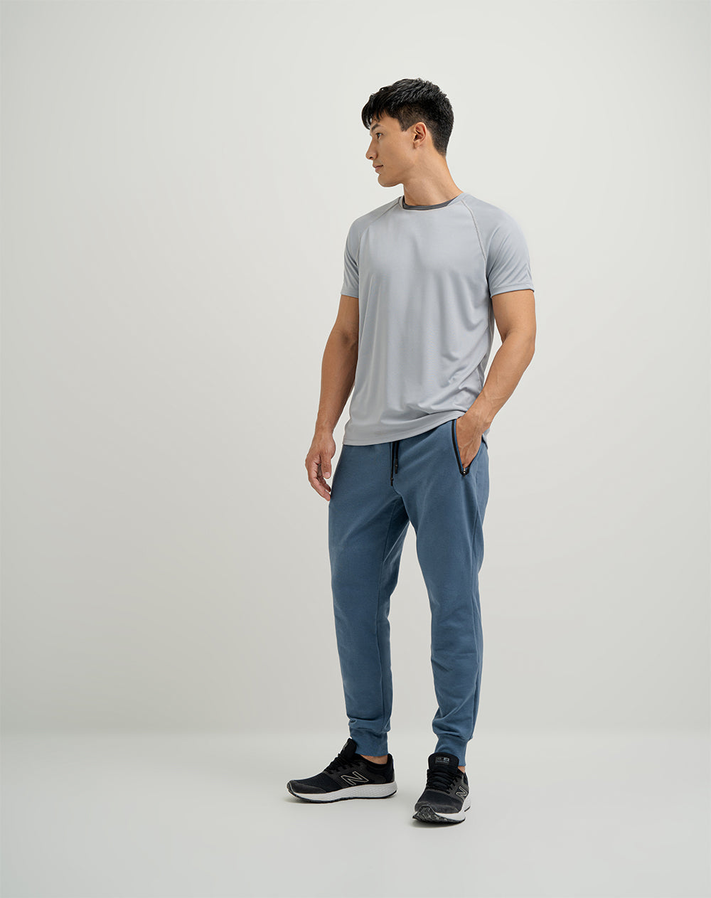 Camiseta deportiva  hombre control humedad gris