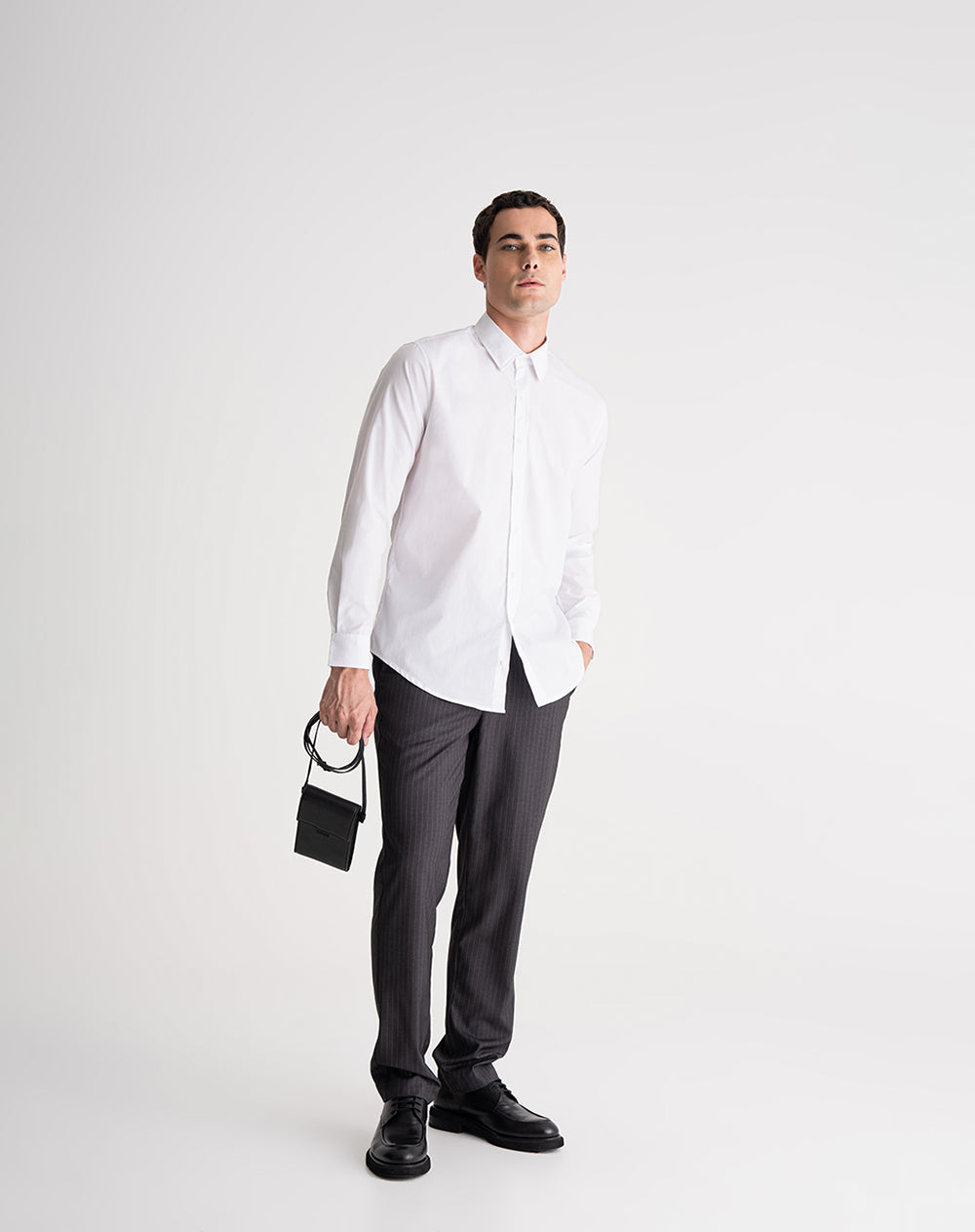 Camisa manga larga regular blanca hombre