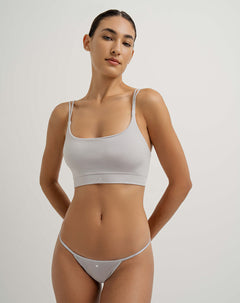 Panty tipo tanga seamless elástico suave plateado