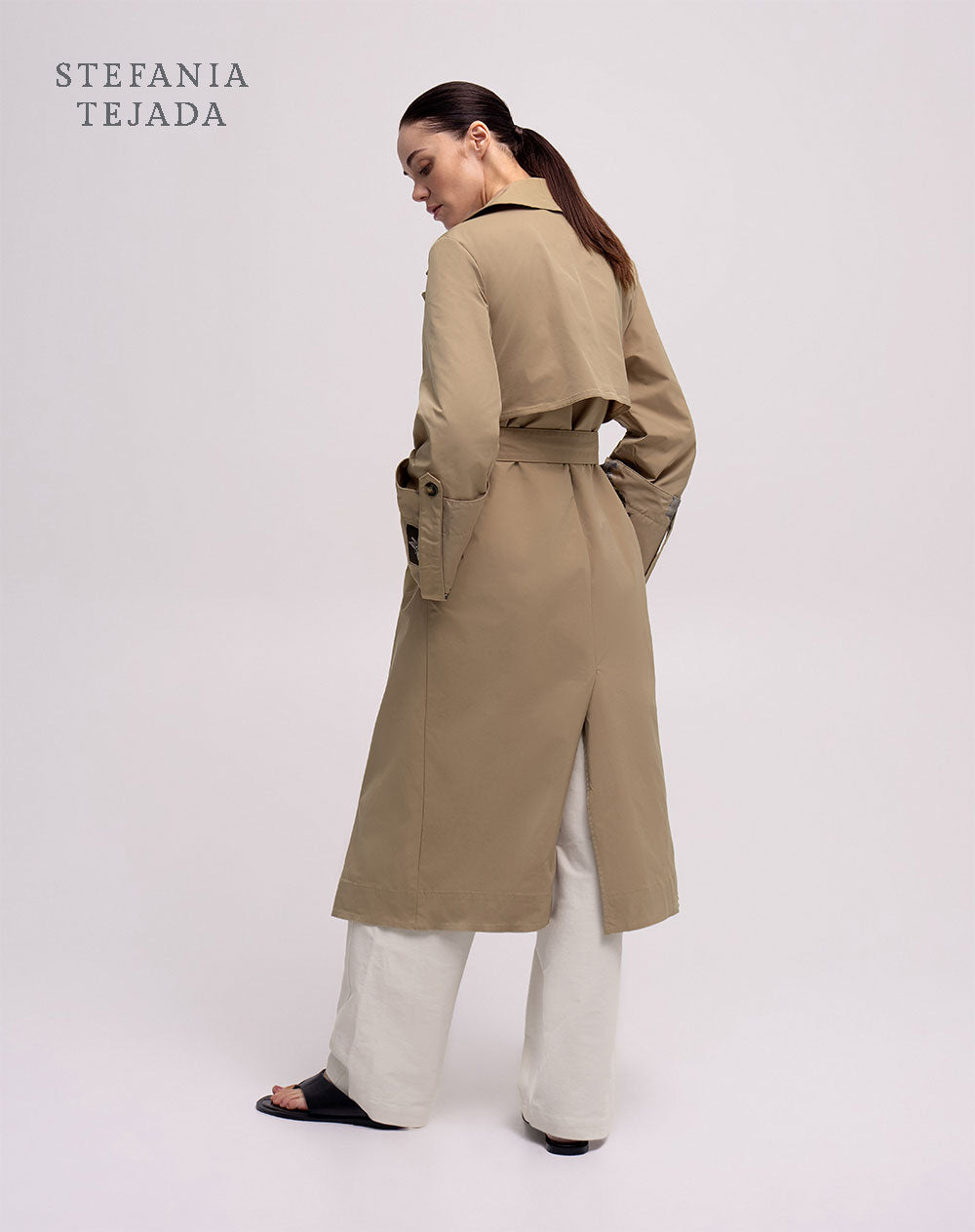 Chaqueta trench coat habano Stefania Tejada