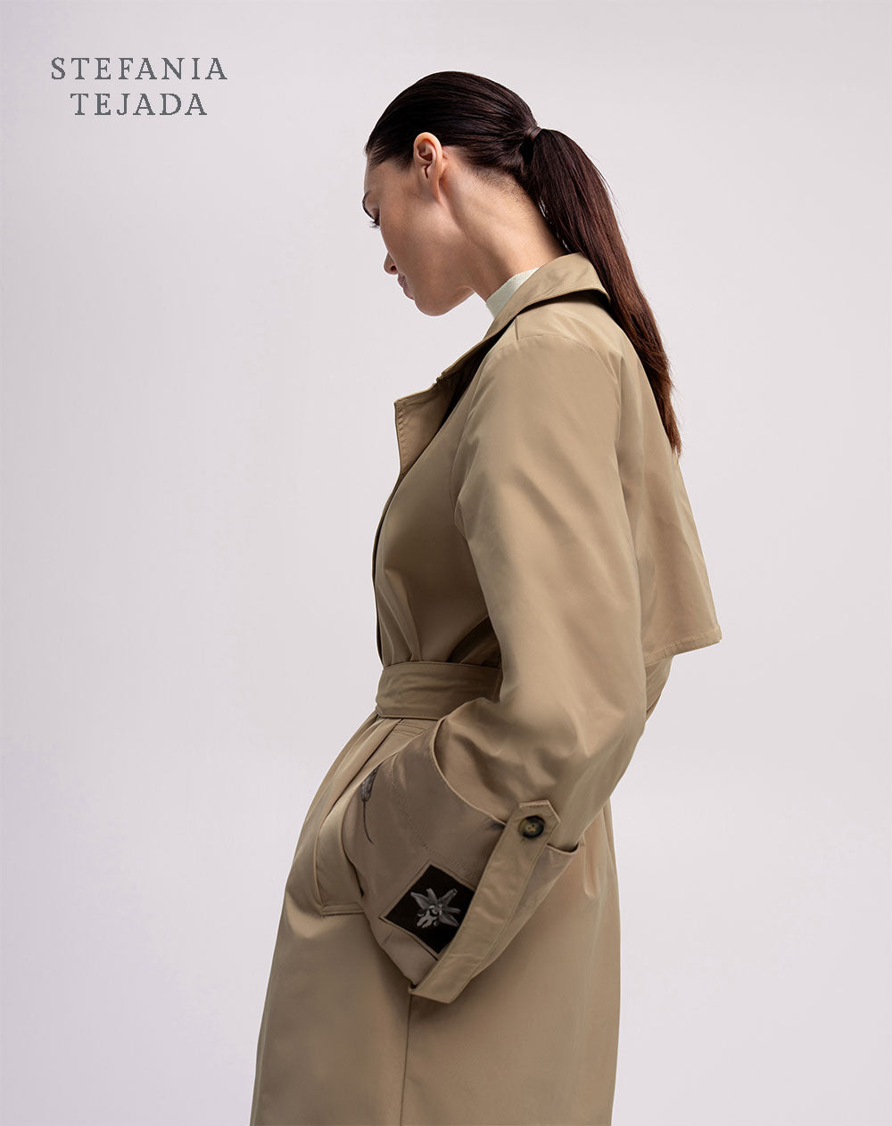 Chaqueta trench coat habano Stefania Tejada