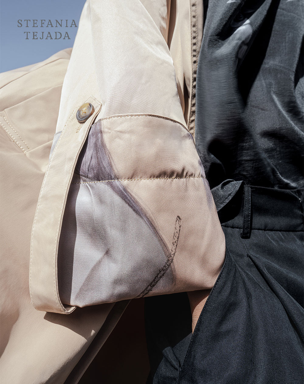 Chaqueta trench coat habano Stefania Tejada