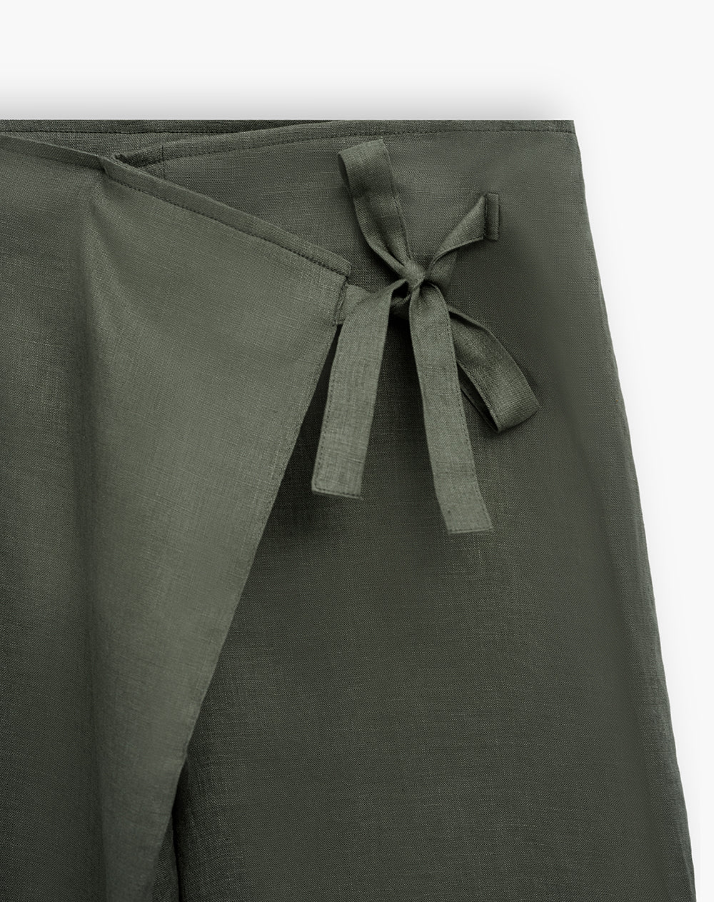 Pantalón loose tiro alto en lino verde mujer