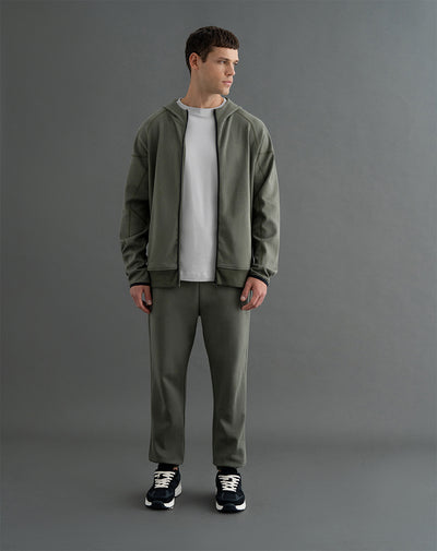 Jogger de algodón sostenible verde militar para hombre