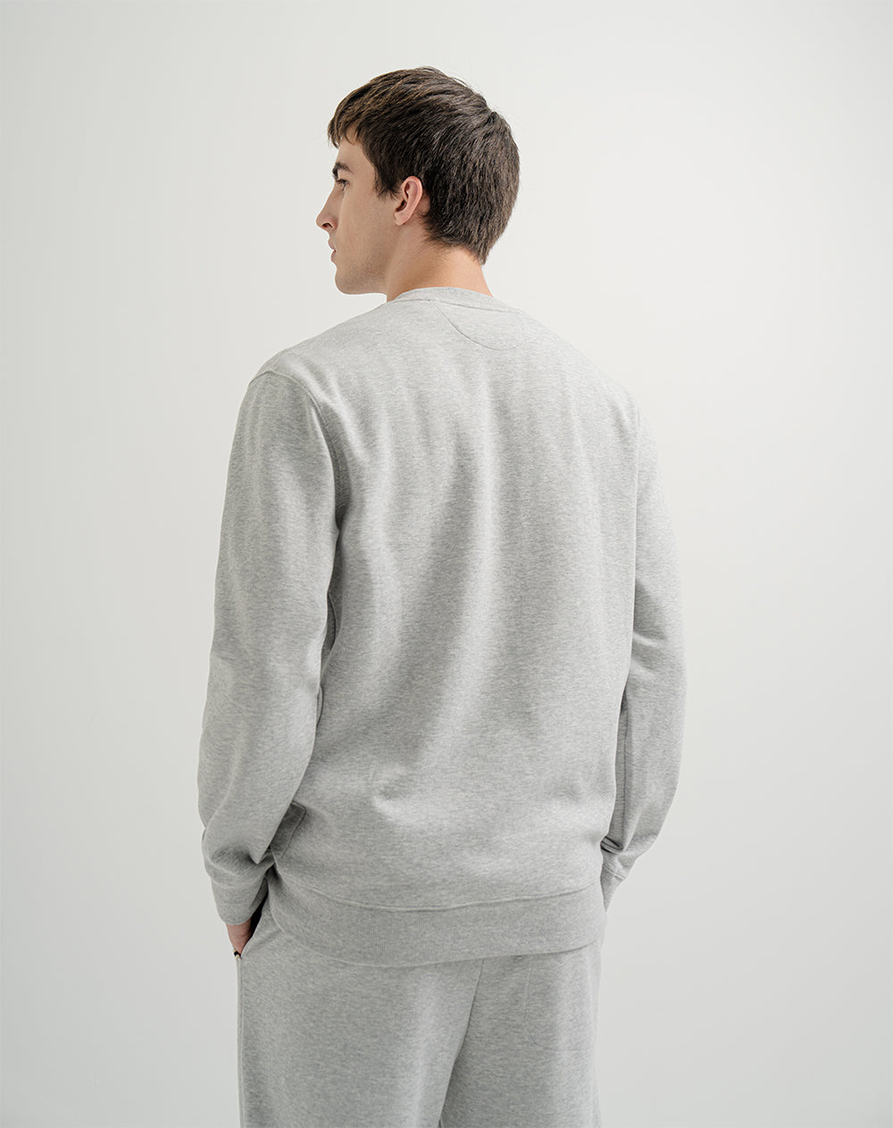 Buzo en algodón sostenible gris claro para hombre