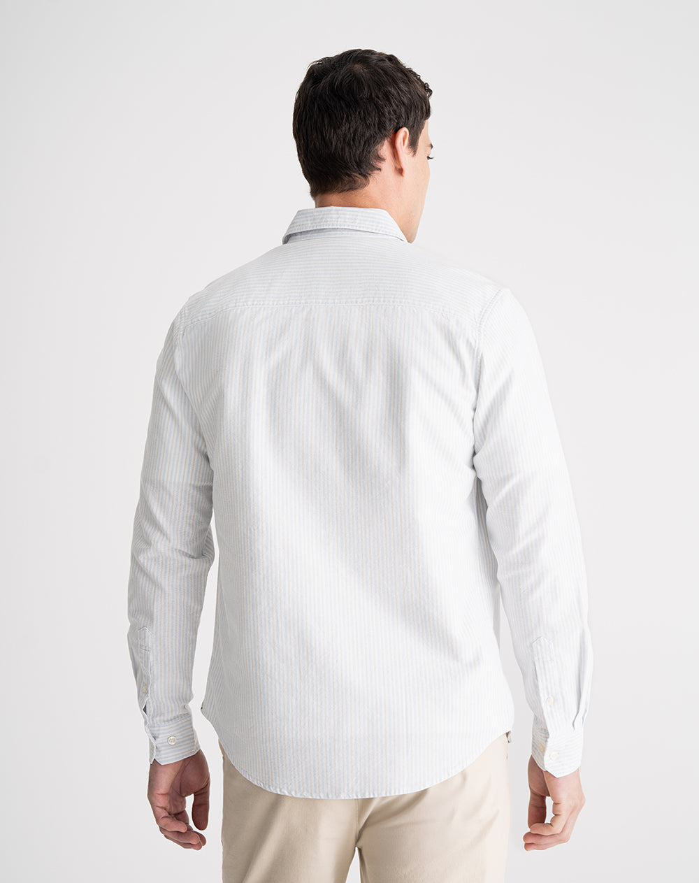 Camisa regular fit manga larga blanca con rayas