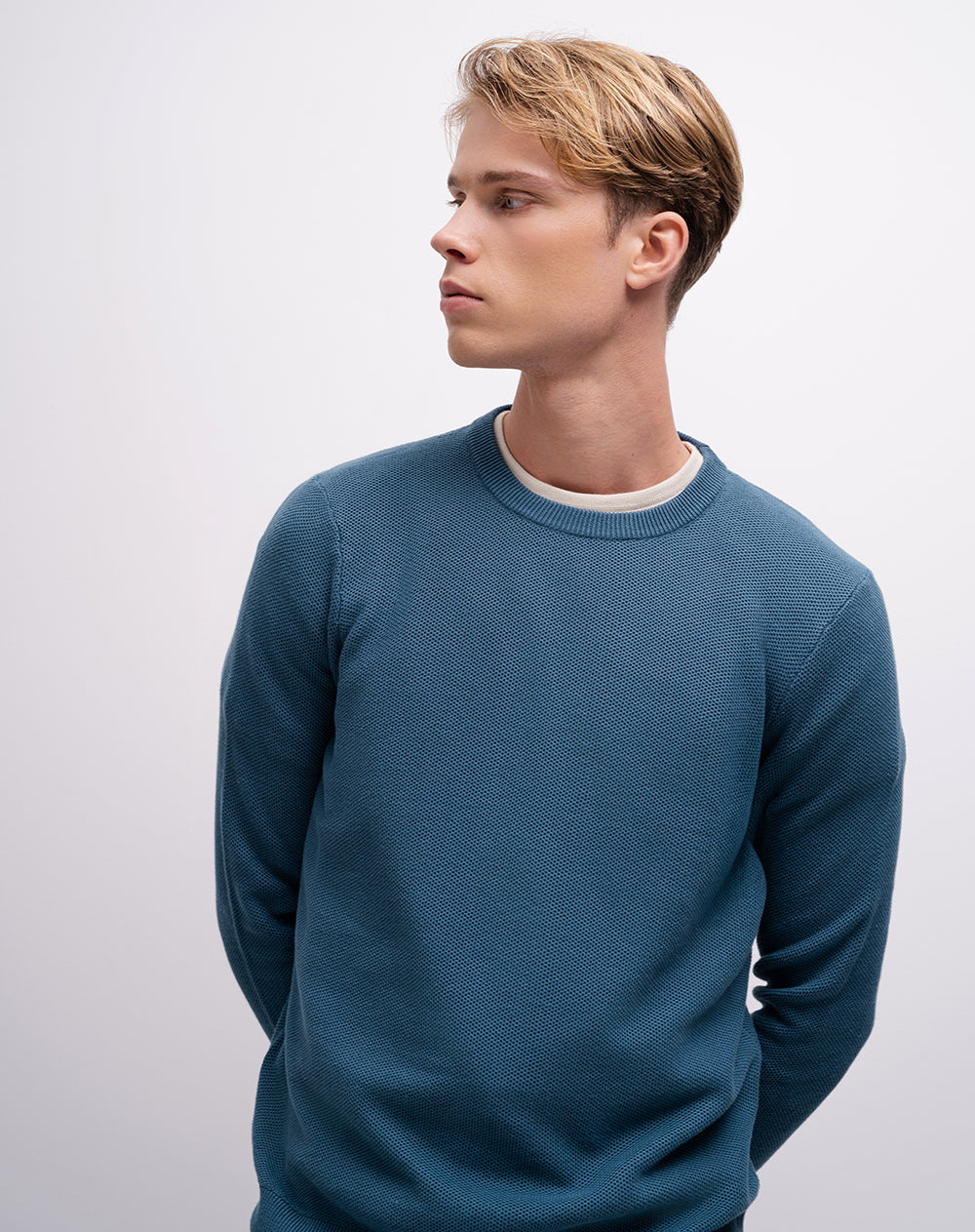 Buzo regular tejido de punto algodón azul hombre