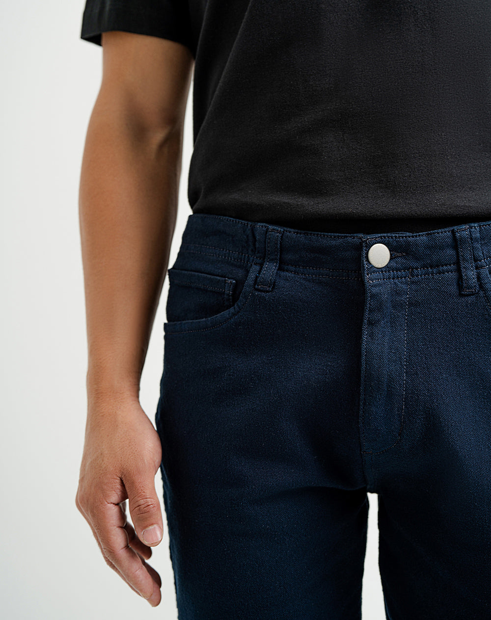 Pantalón regular fit tiro medio en drill azul